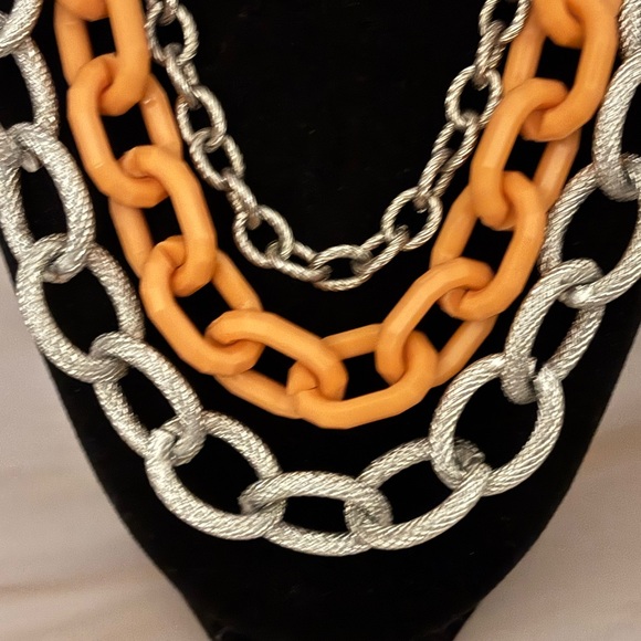 🛍️3/$25🛍️ NY Collection Silver Tone Layered Necklace 17”+3” - Picture 4 of 9